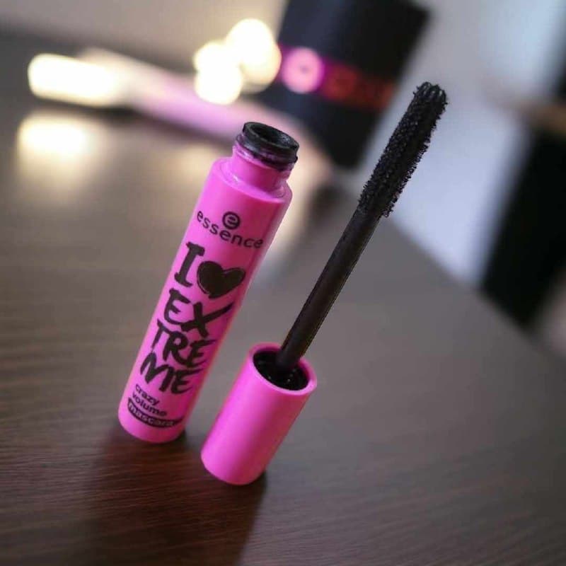 I love Extre-me Crazy Volume Mascara 5